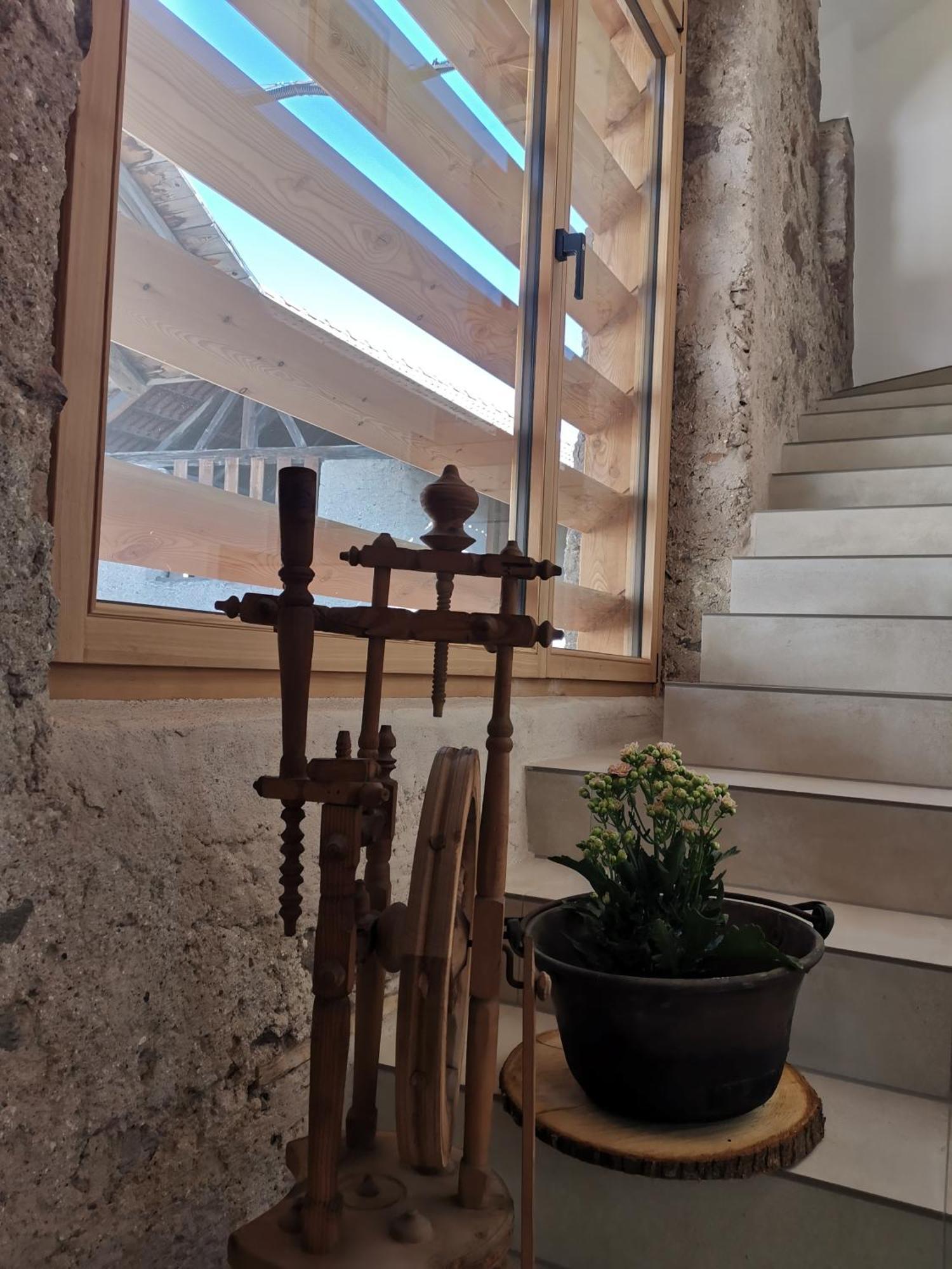 Ansitz Grustdorf Apartment Appiano Sulla Strada Del Vino Bagian luar foto