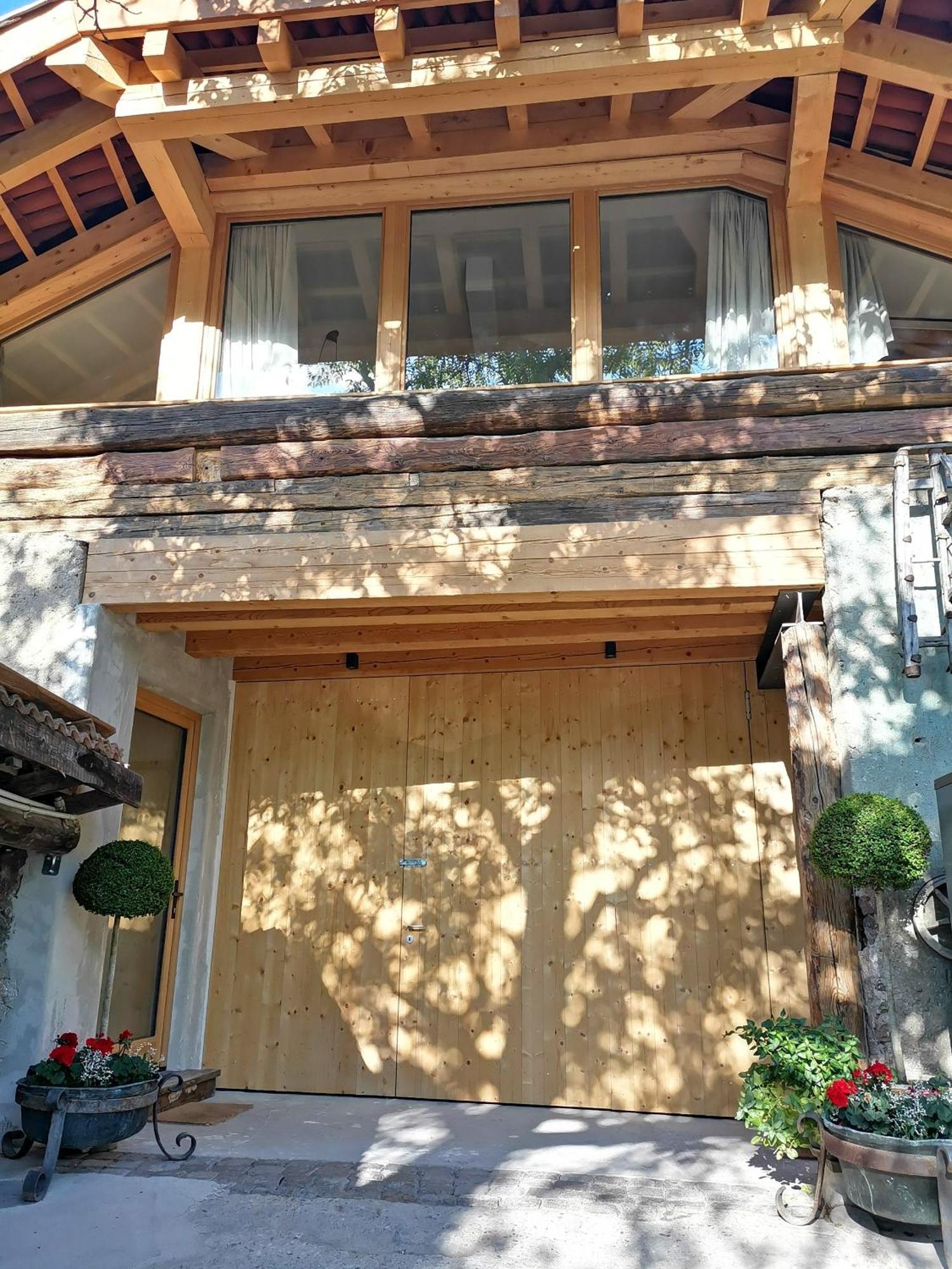Ansitz Grustdorf Apartment Appiano Sulla Strada Del Vino Bagian luar foto