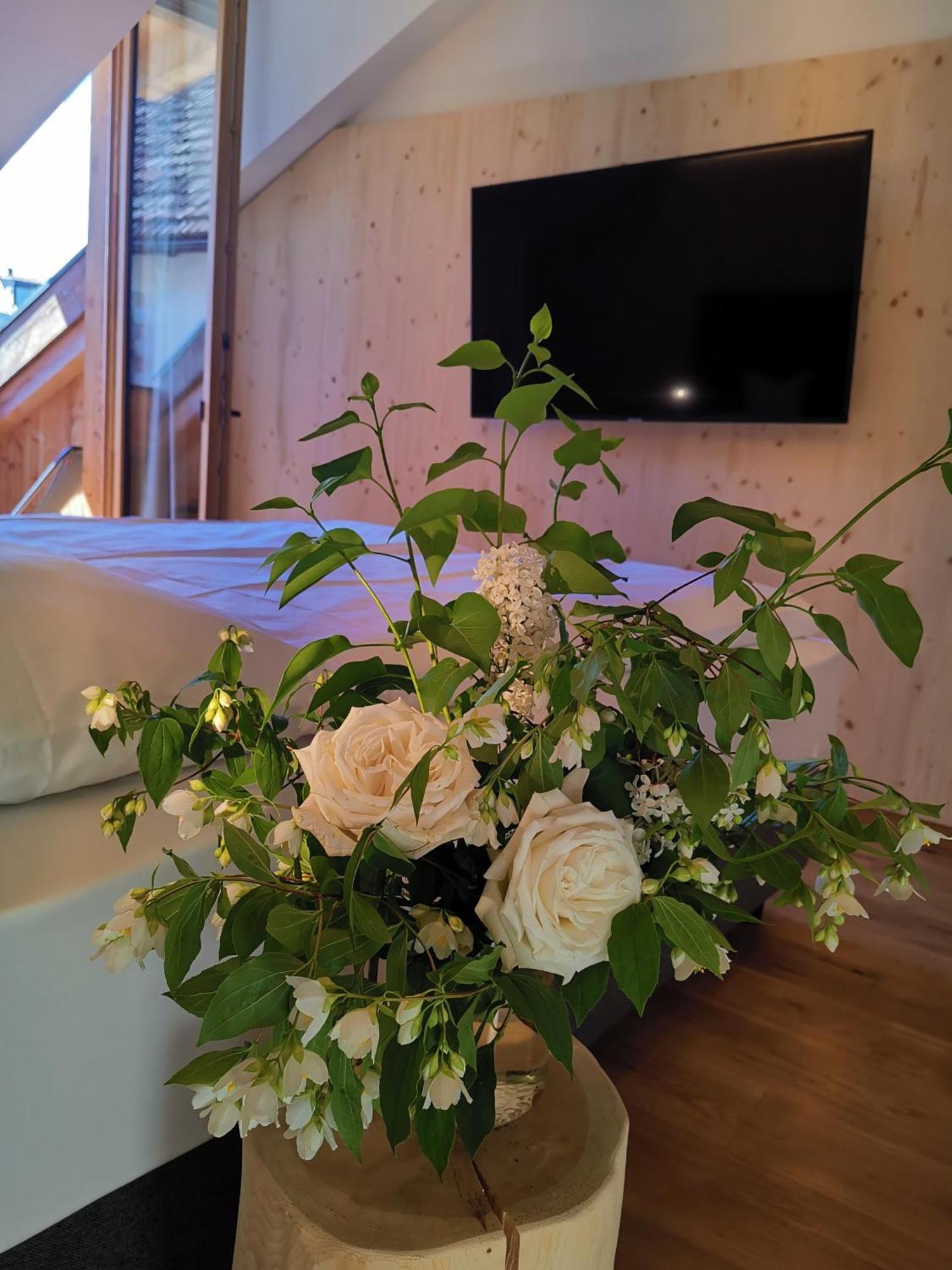 Ansitz Grustdorf Apartment Appiano Sulla Strada Del Vino Bagian luar foto